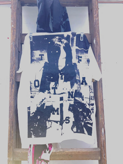 WHITE - to fix the ass of this nation myself